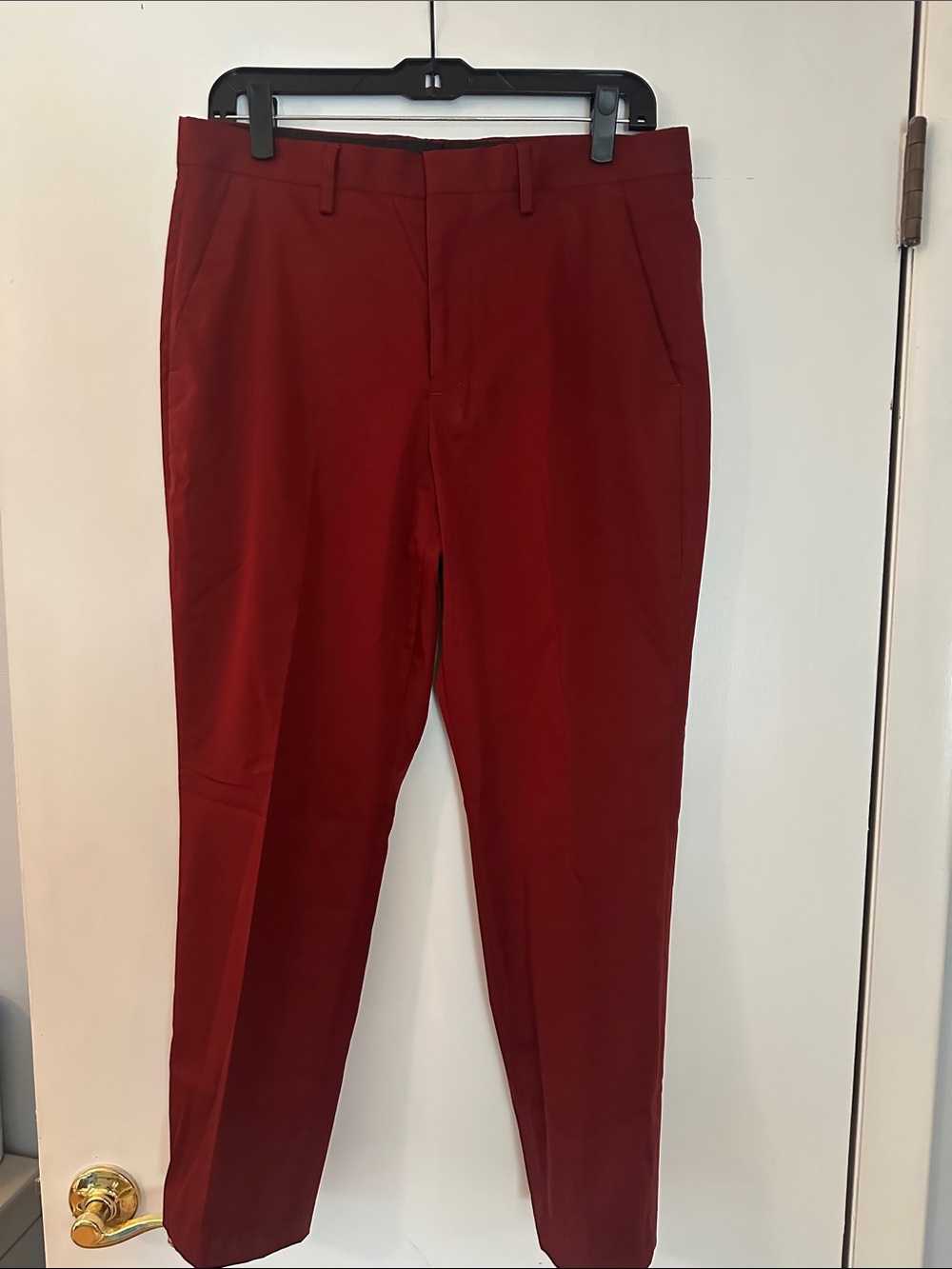 Express Men's Burgundy Dress Pants 31x25 (had cropped)
